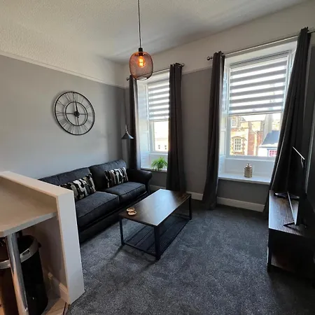 The Globe Apartment