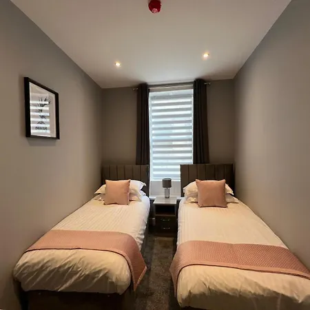 The Globe Apartment *