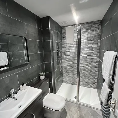 Апартаменты The Globe And Bedrooms