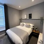 The Globe And Bedrooms * Cockermouth