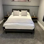 The Globe And Bedrooms Cockermouth